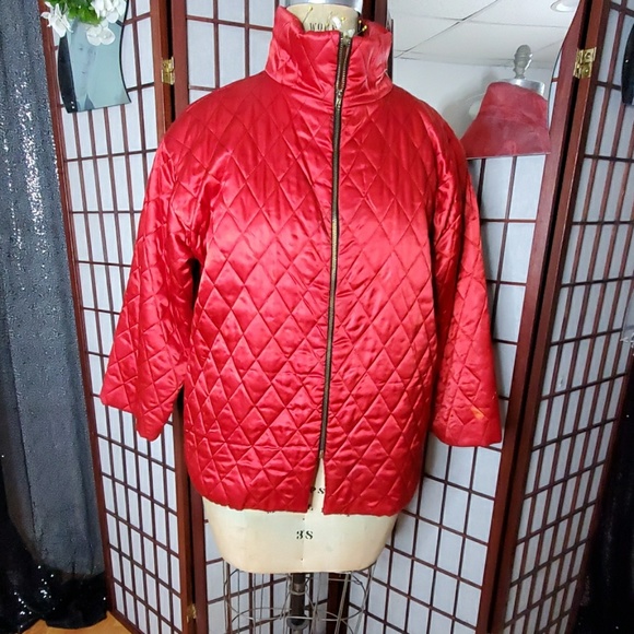 Red jacket - Picture 1 of 4